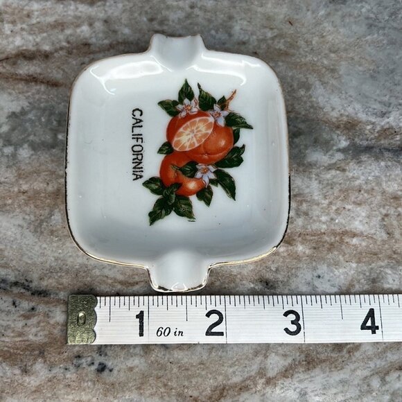 Vintage California Oranges gold trimmed Ashtrays Set of Four in metal holder - Picture 8 of 9